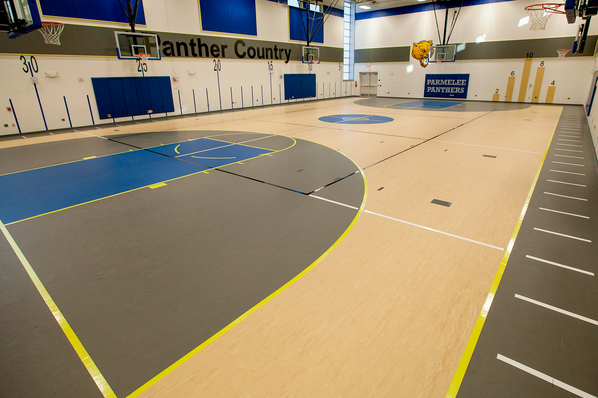 Rubber sports flooring - REFLEX HP - MONDO - indoor / for multipurpose gym  / for sports fields