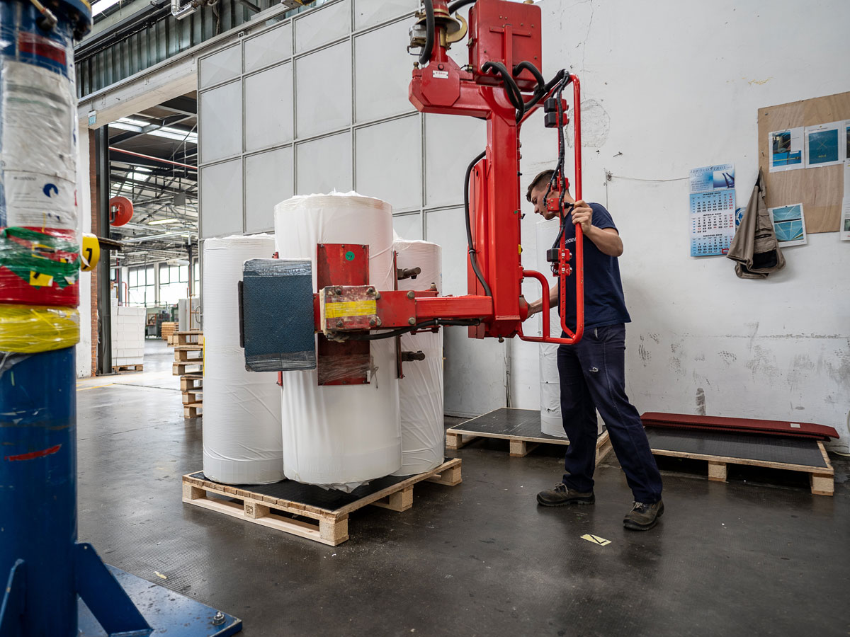 MONDOTRACK WS the official track of the Olympic and Paralympic Games