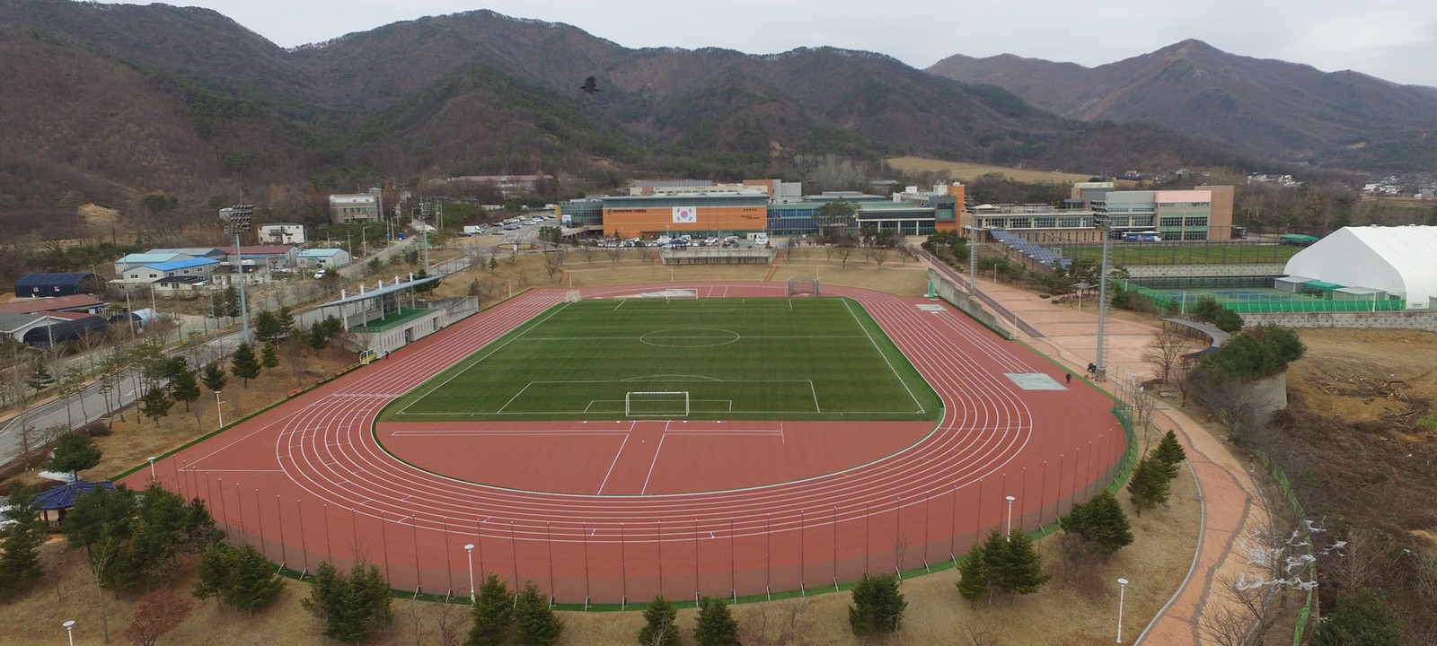 training-on-mondo-athletics-tracks-is-safe-and-advantageous-mondo-spa